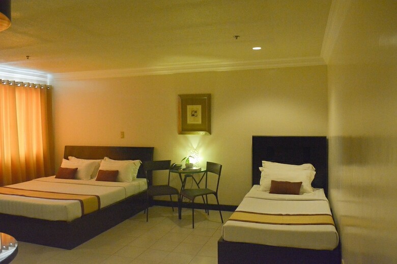 Hotel Tavern Surigao