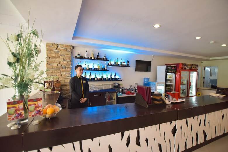 Hotel Tavern Surigao