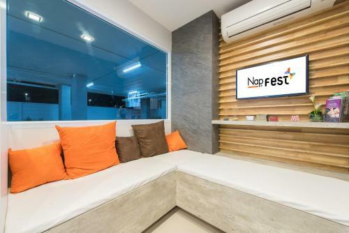 Hotel Nap In Fest