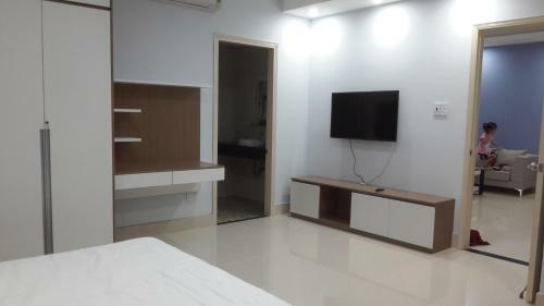 Son Thinh Three Bedroom Apartment