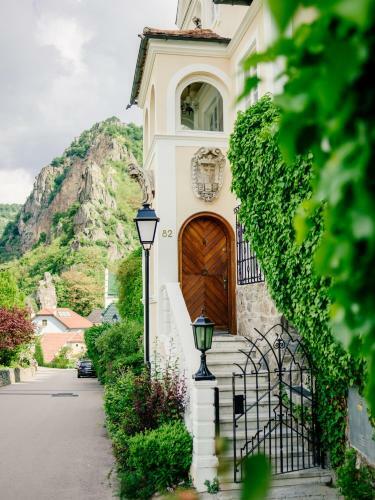 Villa Sch�nthal