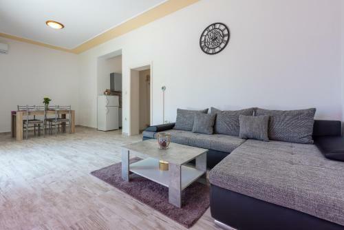 Apartments Antonija