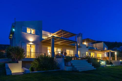 Legrena Beach Villa