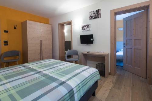 Hostal Marzia Rooms