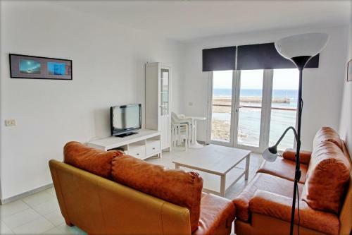 Apartamento Edificio Playa Chica