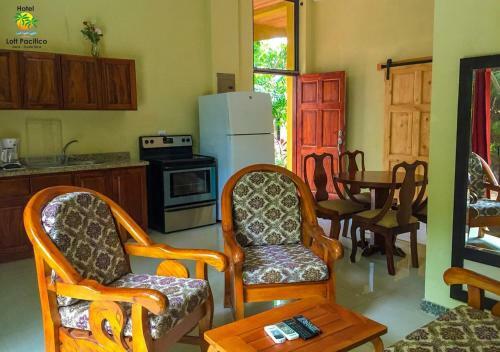 Pacifico Loft Hotel