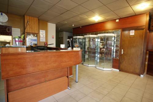 Hotel H�tel La Rocade