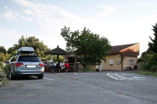 Hotel H�tel La Rocade