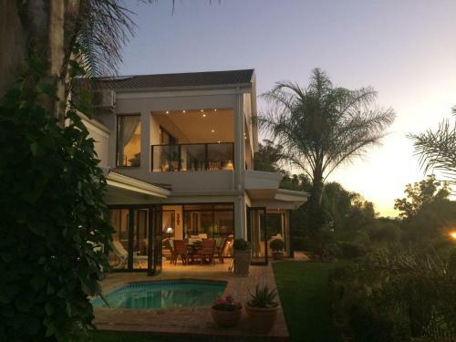 Hostal Oewerpalms View