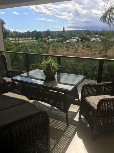 Hostal Oewerpalms View