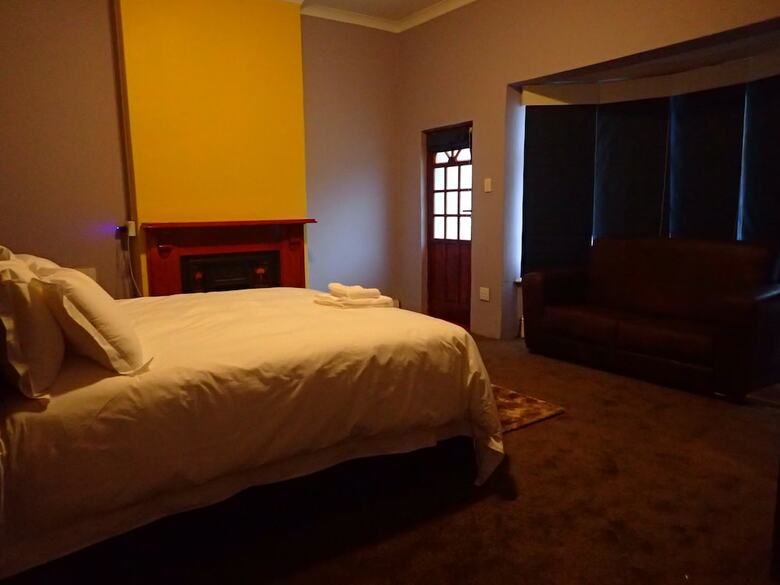 Hostal Silver Plum Bnb