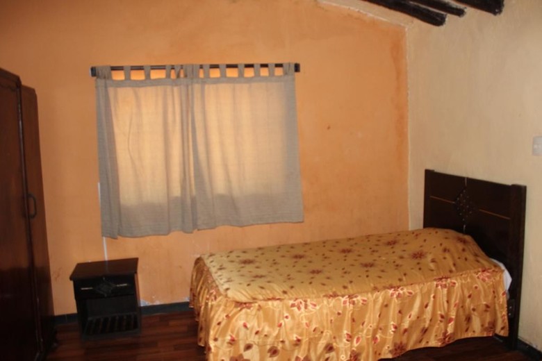 Robertos Hostel