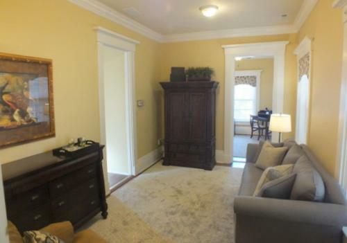 The Pepin Mansion Bed & Breakfast
