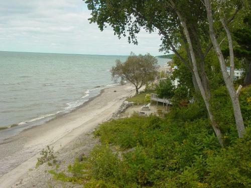 Brennan Beach Lakeview Park Model 9