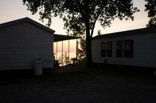 Brennan Beach Lakeview Park Model 1
