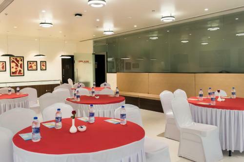 7 Apple Hotel