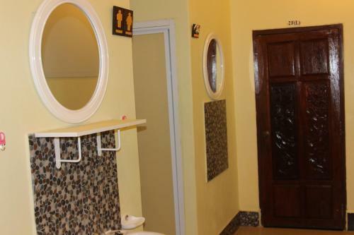 Albergue Avalon B&B