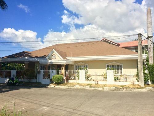 Hostal Dee Guesthouse White Sands