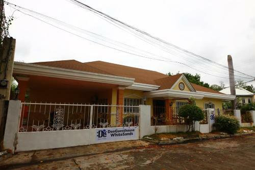 Hostal Dee Guesthouse White Sands