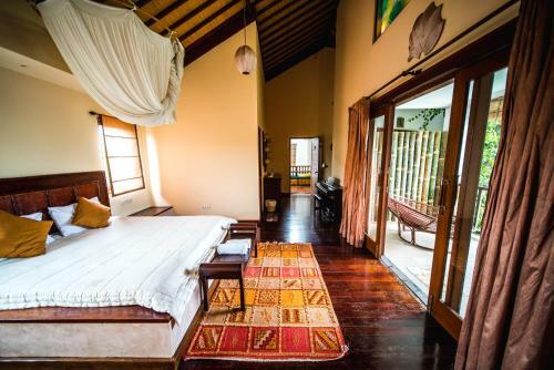 Easy Surf Villa