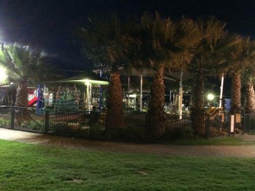Apartamento Adelaide - Semaphore Beach Front
