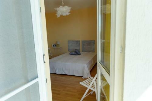 Iris Apartments