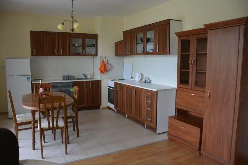 Iris Apartments
