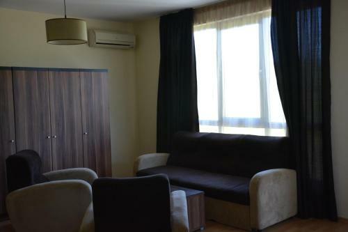 Iris Apartments