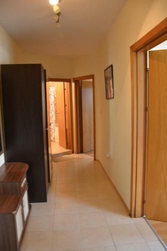 Iris Apartments