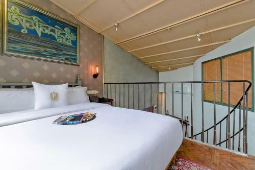 Hotel ?????????????