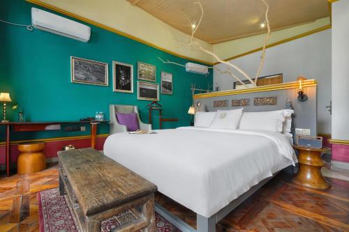 Hotel ?????????????