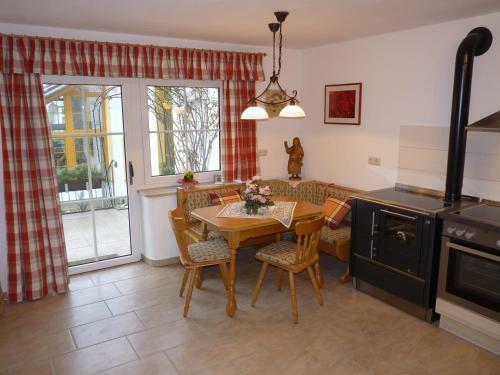 Apartamento Ferienwohnung Hutterer