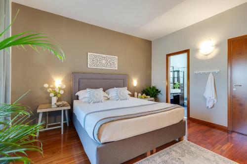 Villa Ampelaki - With Heated Pool