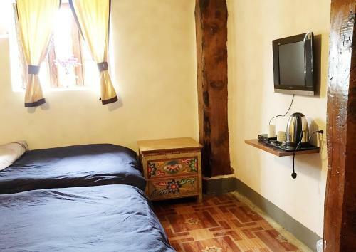 Daocheng Fanhegu Hostel