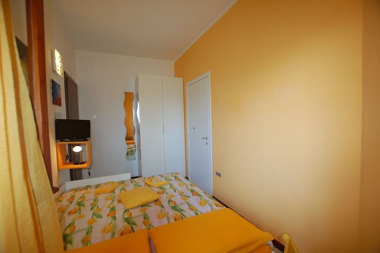 Hostal La Rosa Scarlatta Broseta