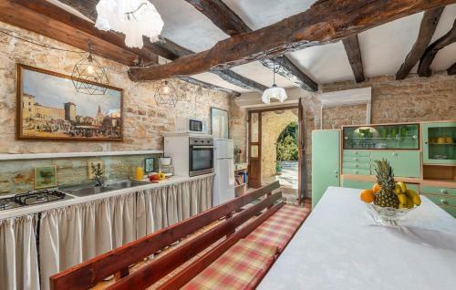 Apartamentos House Peresiji