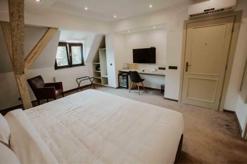Hostal Republique