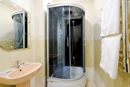 Hostal Buhta Guest House