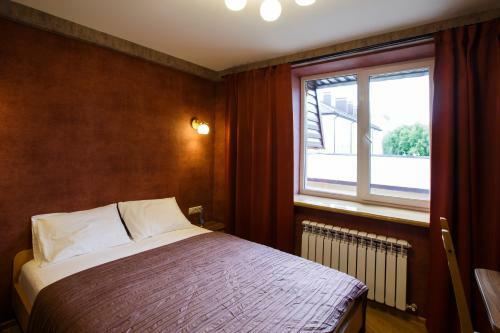 Hostal Buhta Guest House