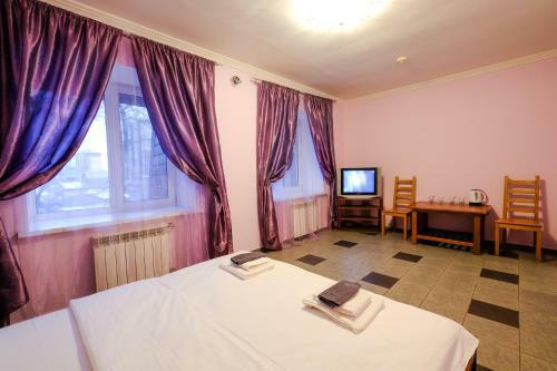 Hostal Buhta Guest House