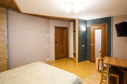 Hostal Buhta Guest House