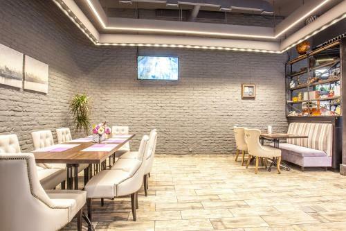 Hostal Sport Point Hotel