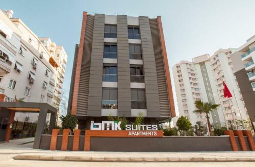Bmk Suites Apartments