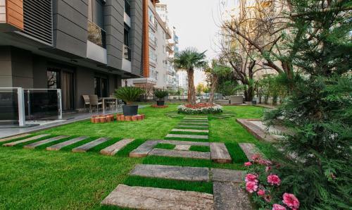 Bmk Suites Apartments