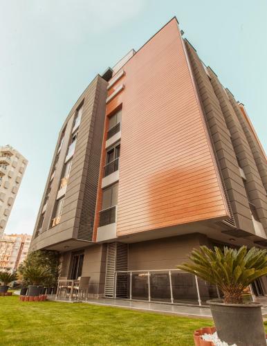 Bmk Suites Apartments