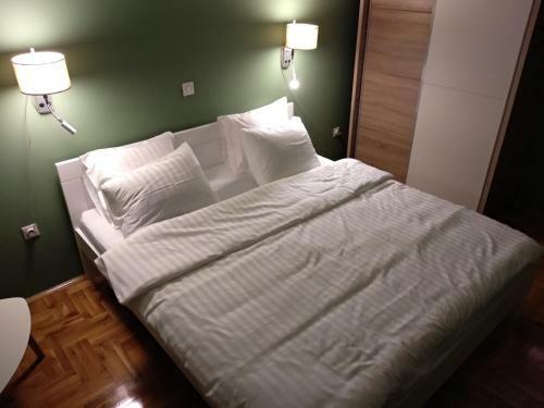 Fushe Kosove Apartment
