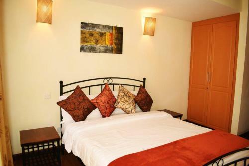 Hotel Cerenata Gardens Suites