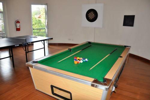 Hotel Cerenata Gardens Suites