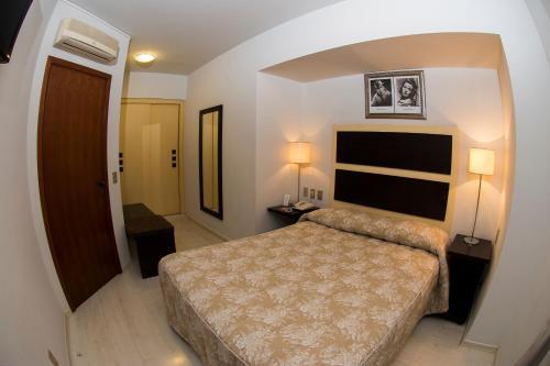 Lagoa Serena Flat Hotel