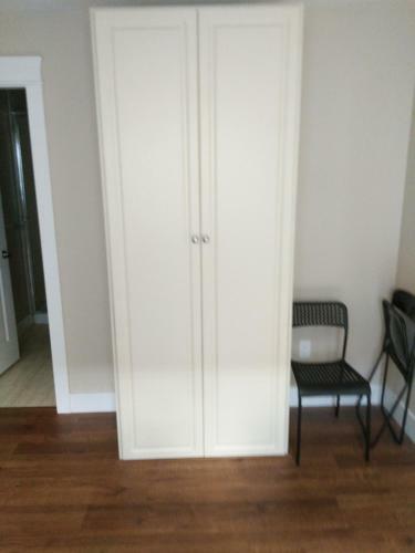 Cozy New One-bedroom Suite